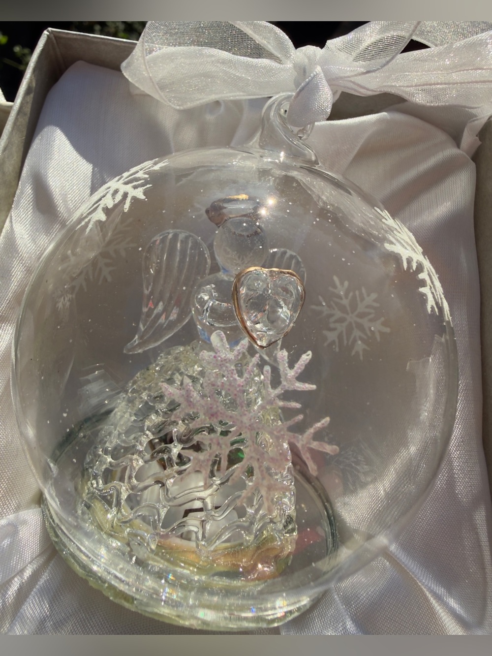 Clear spun Hand blown Glass Ornament Angel heart lights up Snowflakes ribbon